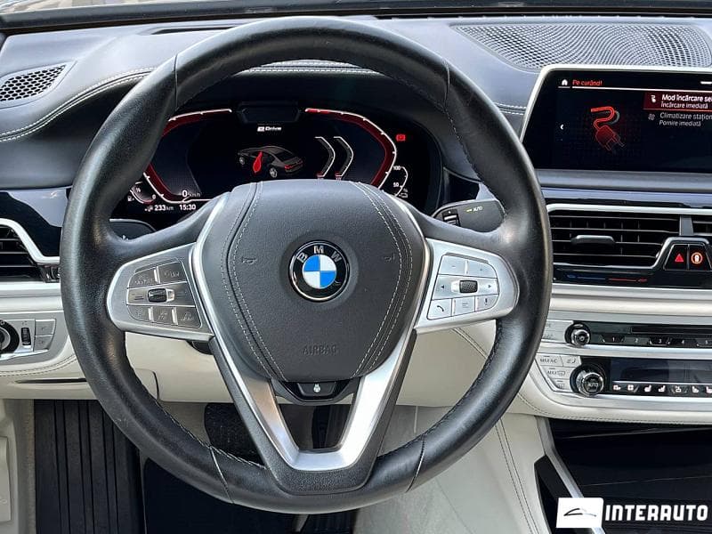 2020 BMW 745e — Miniatură 9