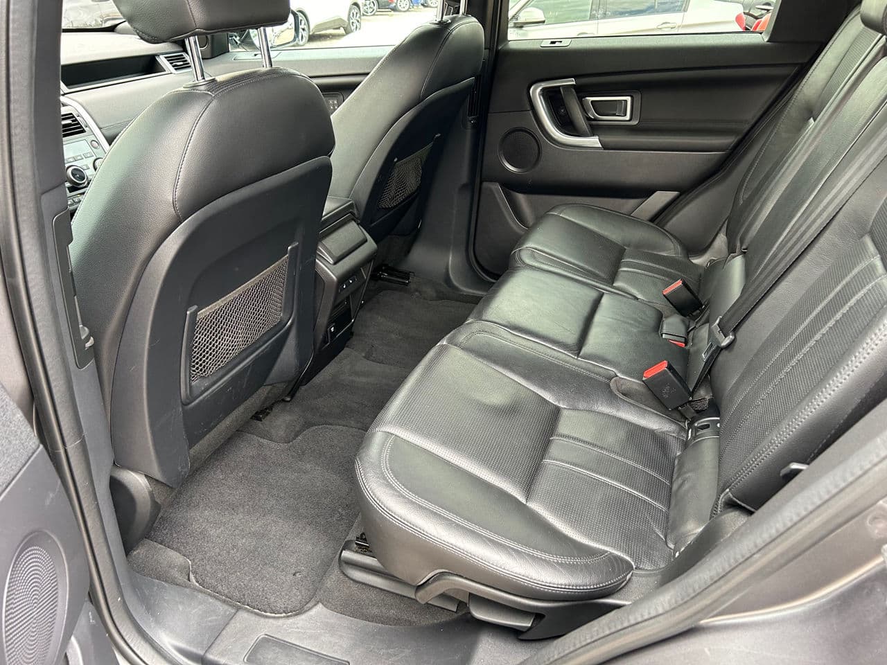 Land Rover Discovery Sport 2016 — Миниатюра 19