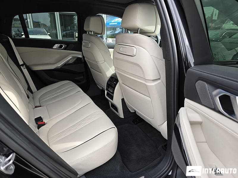 2023 BMW X6 4.0i — Miniatură 28