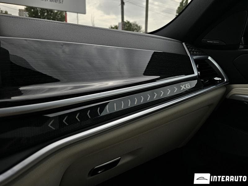 2023 BMW X6 4.0i — Miniatură 27