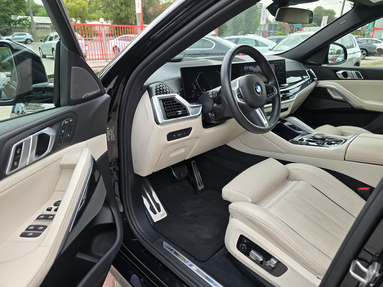 2023 BMW X6 4.0i — Miniatură 7