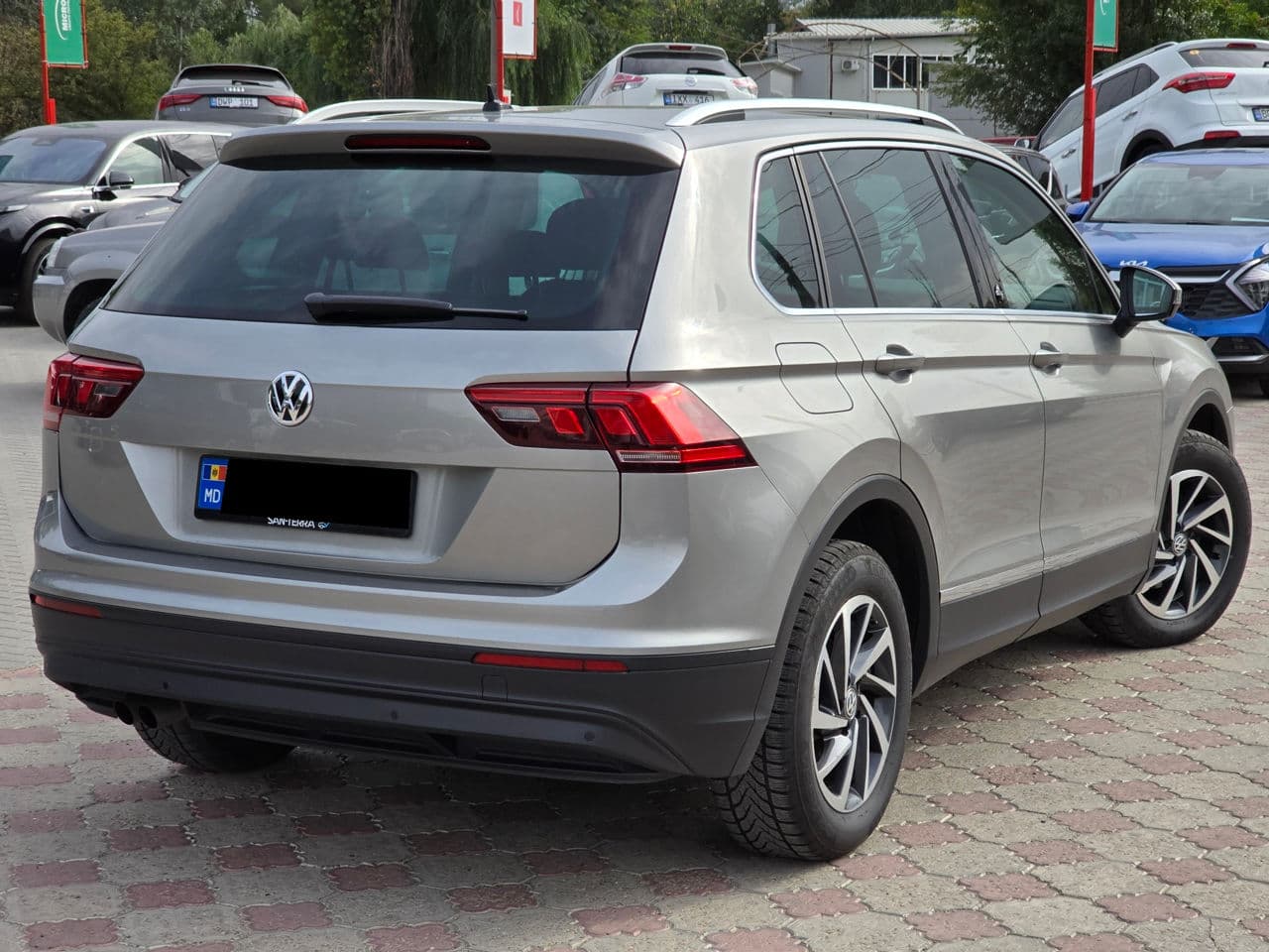 2017 Volkswagen Tiguan — Miniatură 3