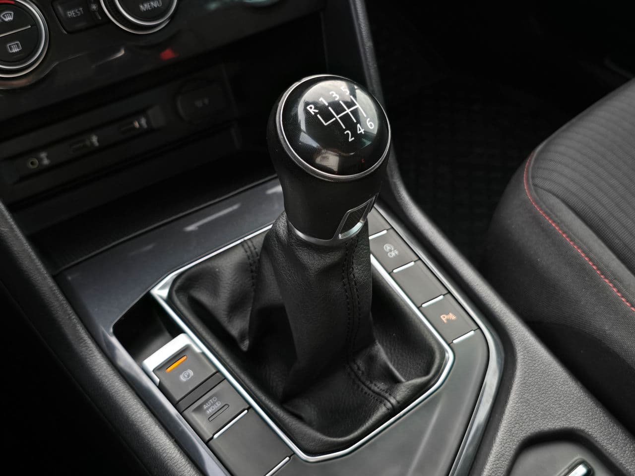 2017 Volkswagen Tiguan — Miniatură 12