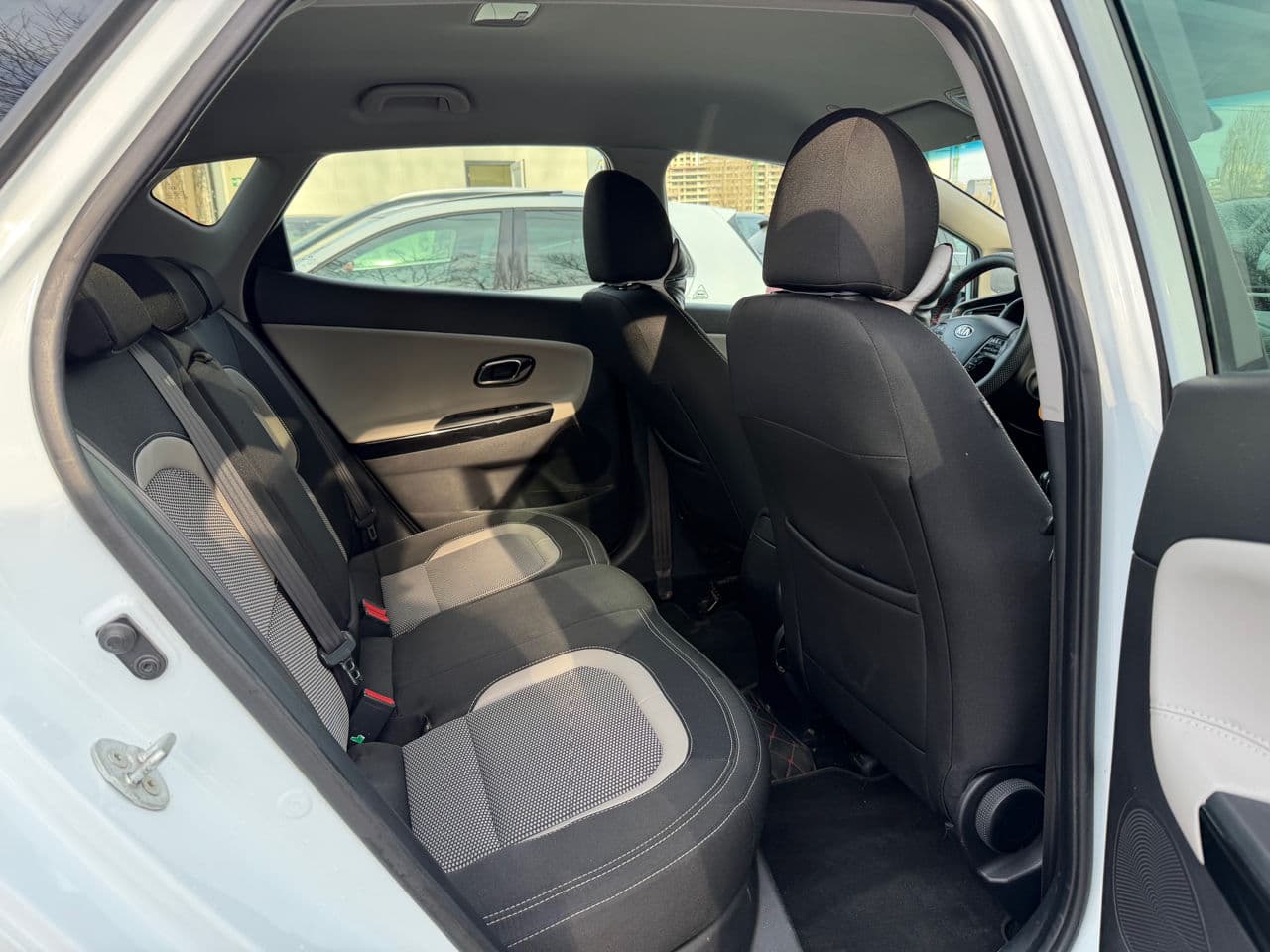 2015 Kia Ceed — Miniatură 15