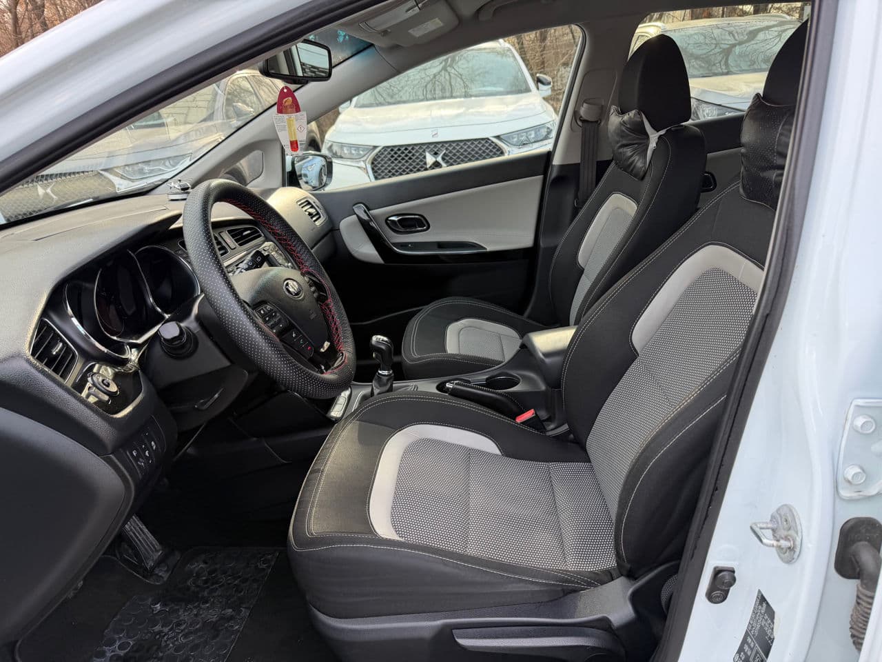 2015 Kia Ceed — Miniatură 5