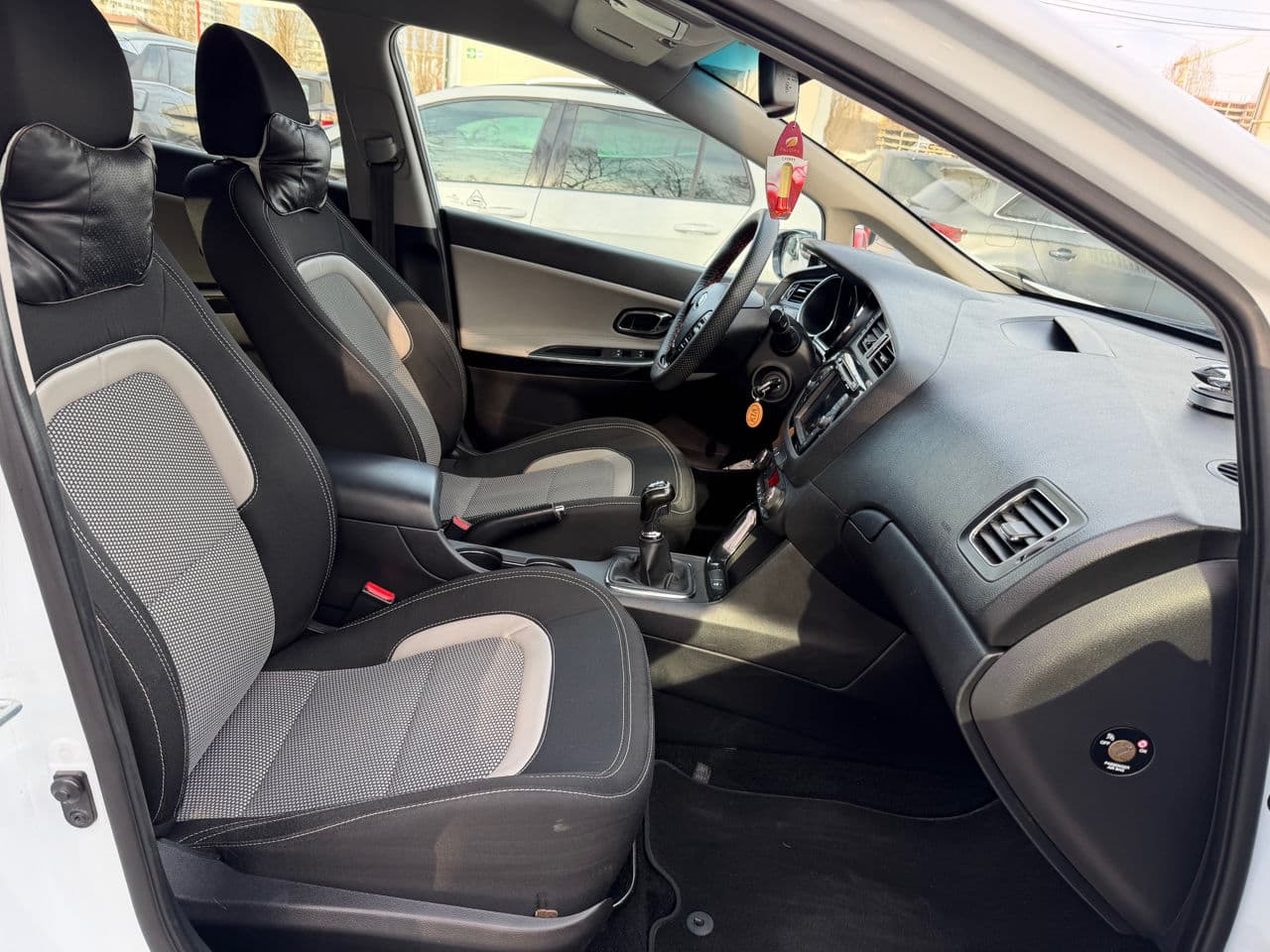 2015 Kia Ceed — Miniatură 14