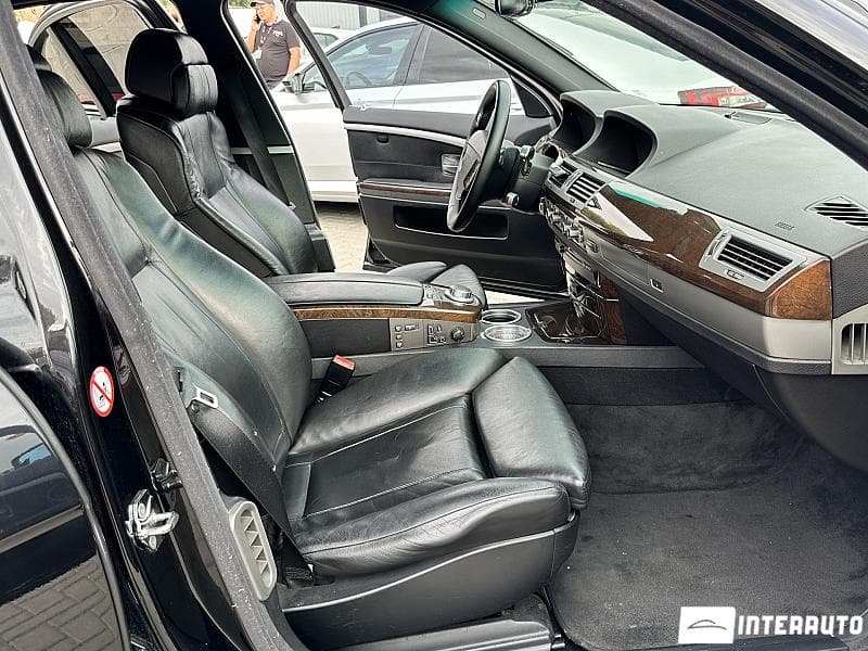 2005 BMW 730 — Miniatură 8