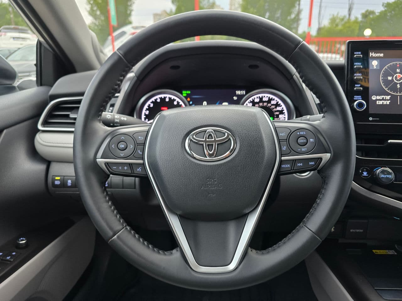 2023 Toyota Camry — Miniatură 9