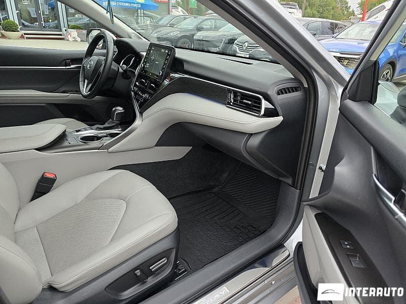 2023 Toyota Camry — Miniatură 16