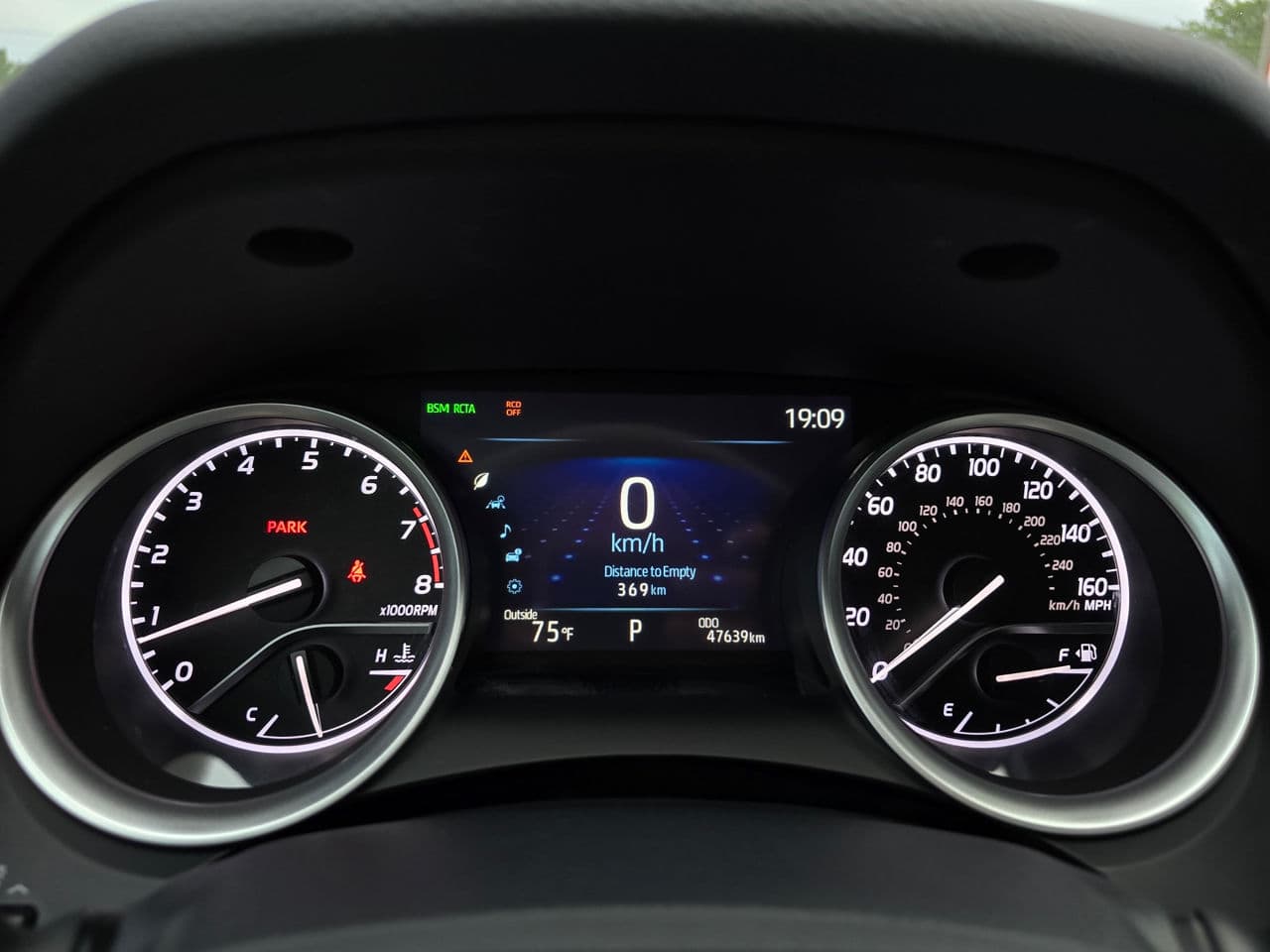 2023 Toyota Camry — Miniatură 10