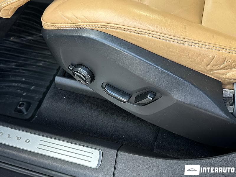 Volvo XC 90 2016 — Миниатюра 10