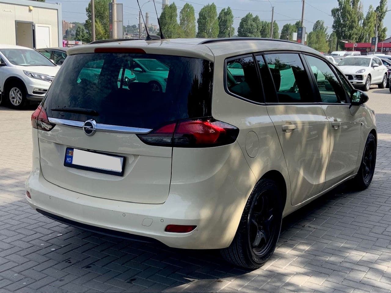 2018 Opel Zafira — Miniatură 2
