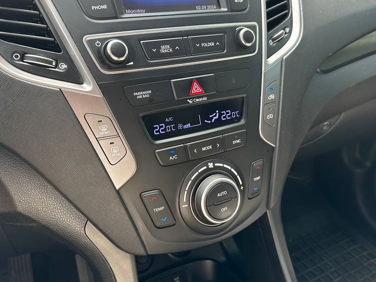 Hyundai Santa Fe 2017 — Миниатюра 12