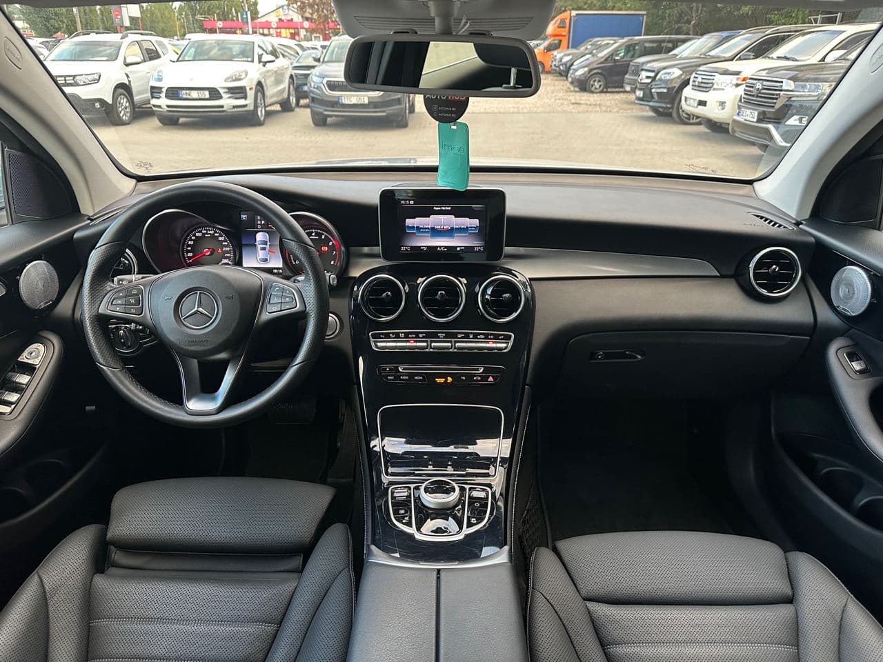 2018 Mercedes GLC 350e Coupe — Miniatură 10