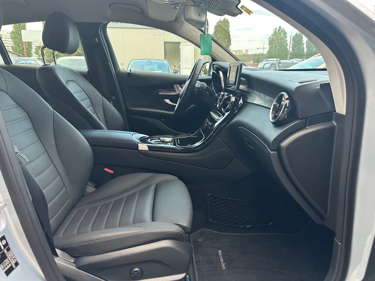 2018 Mercedes GLC 350e Coupe — Miniatură 17