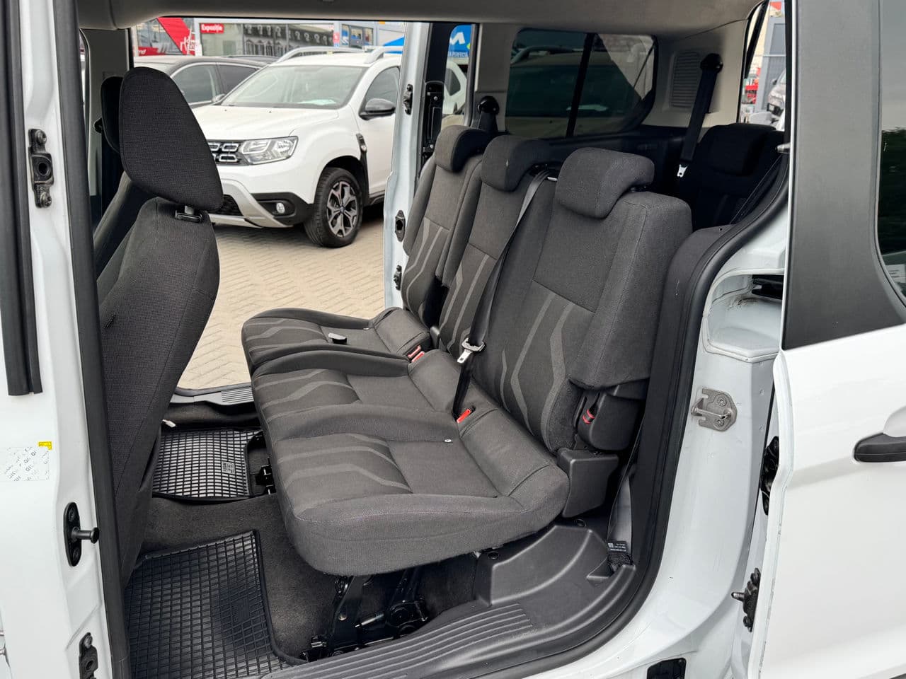 2017 Ford Tourneo Connect — Miniatură 13