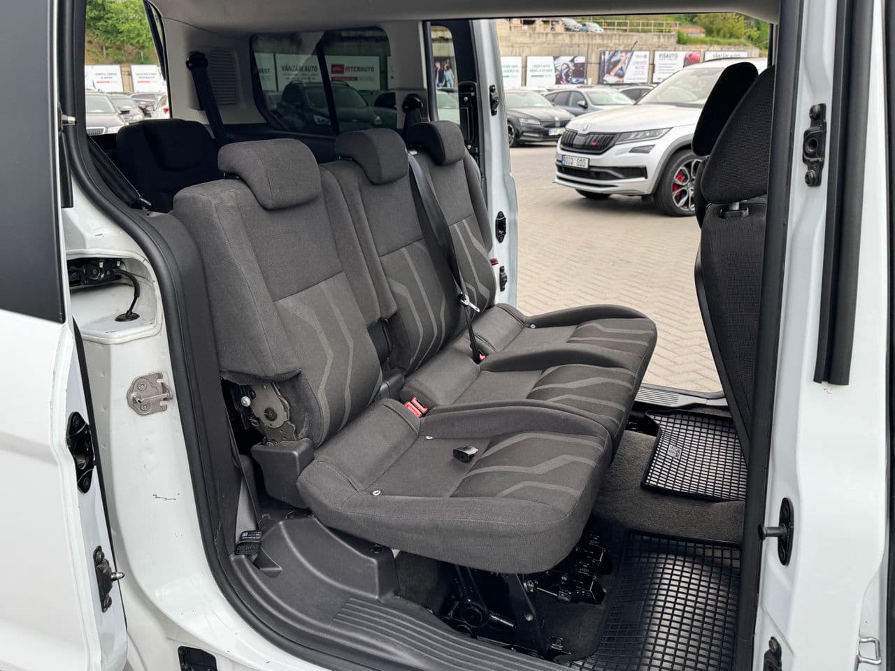 2017 Ford Tourneo Connect — Miniatură 14