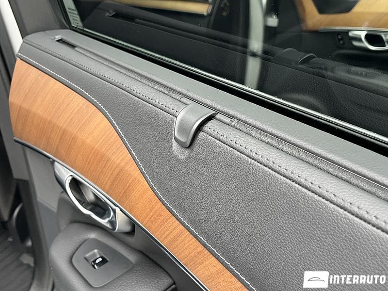 2022 Volvo XC 90 — Miniatură 20