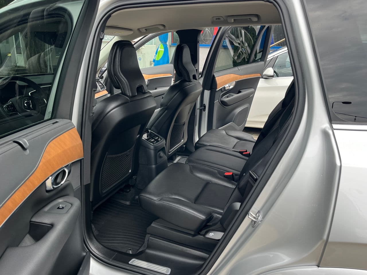 2022 Volvo XC 90 — Miniatură 17