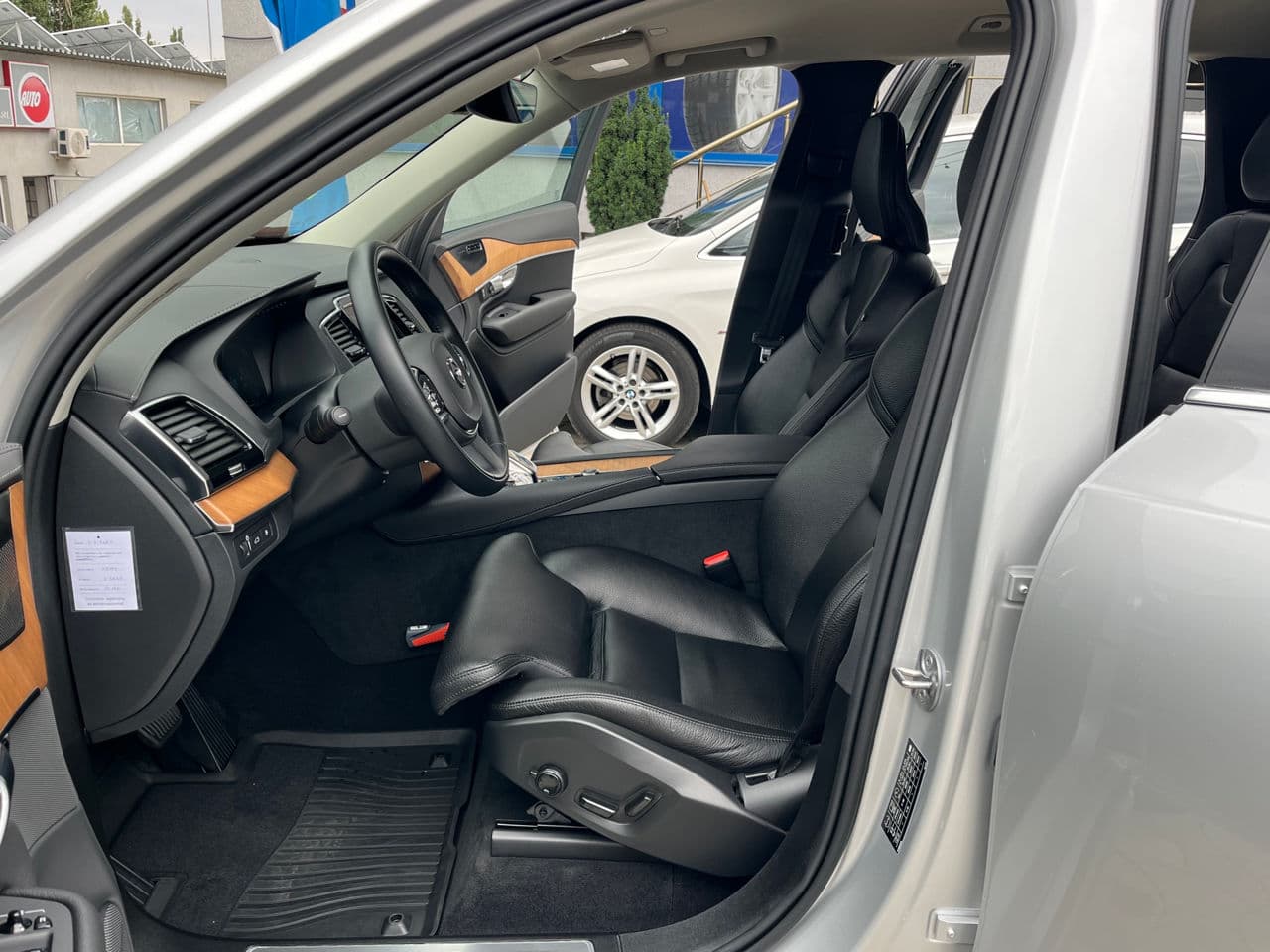 2022 Volvo XC 90 — Miniatură 7