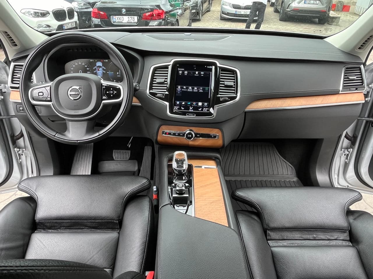 2022 Volvo XC 90 — Miniatură 8