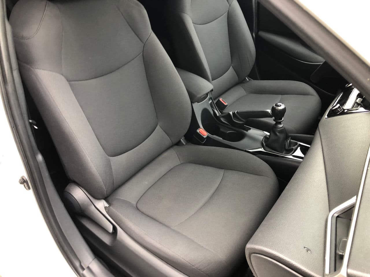 2019 Toyota Corolla — Miniatură 7