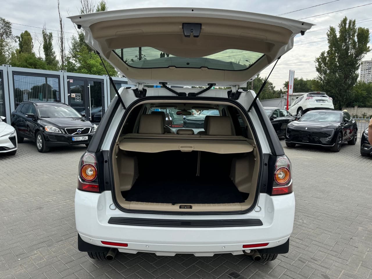 2013 Land Rover Freelander — Miniatură 24