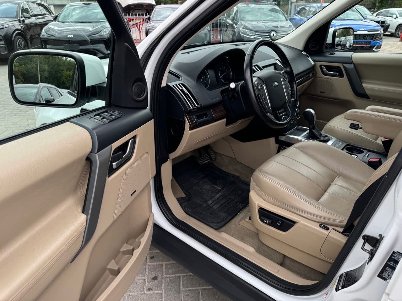 2013 Land Rover Freelander — Miniatură 5