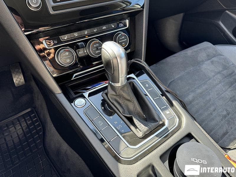2017 Volkswagen Passat — Miniatură 14