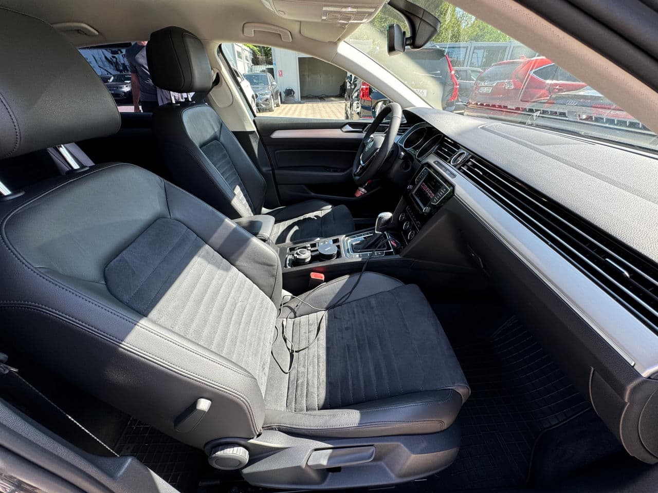 2017 Volkswagen Passat — Miniatură 16