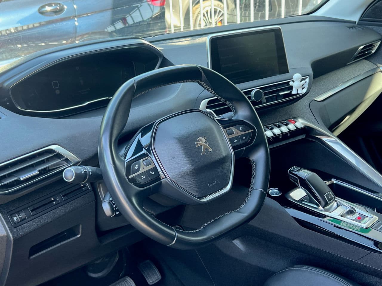 2020 Peugeot 3008 — Miniatură 6