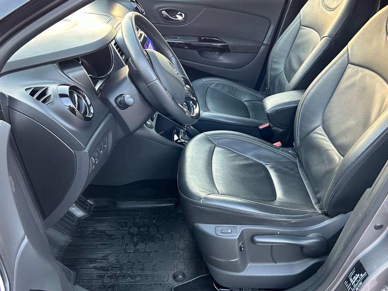 Renault Captur 2016 — Миниатюра 6