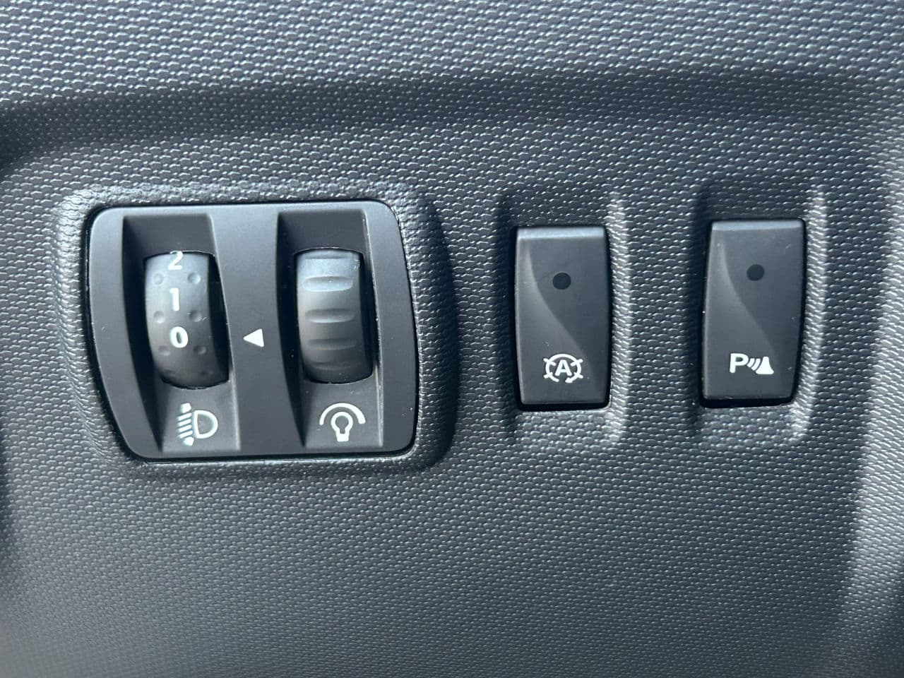 Renault Captur 2016 — Миниатюра 9