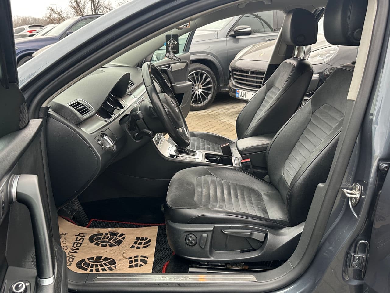 2014 Volkswagen Passat — Miniatură 5