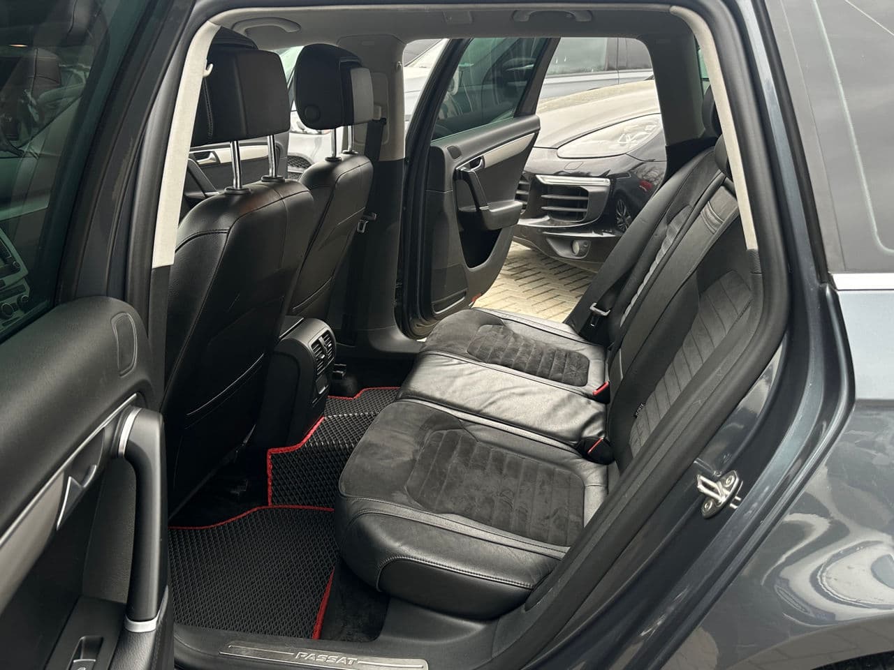 2014 Volkswagen Passat — Miniatură 13