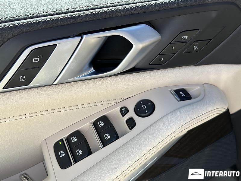 2021 BMW X5 4.5e — Miniatură 20