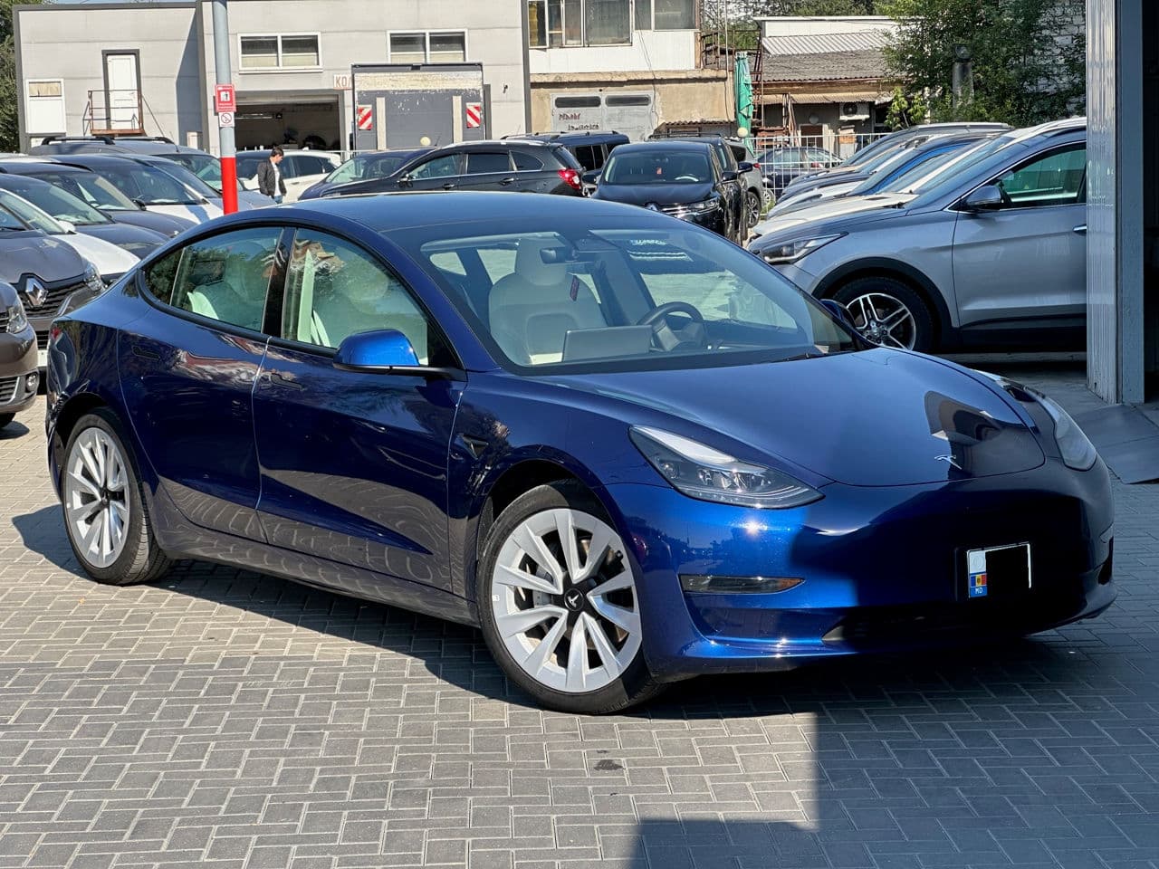 2022 Tesla Model 3 — Miniatură 2