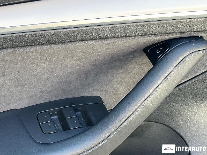 2022 Tesla Model 3 — Miniatură 13