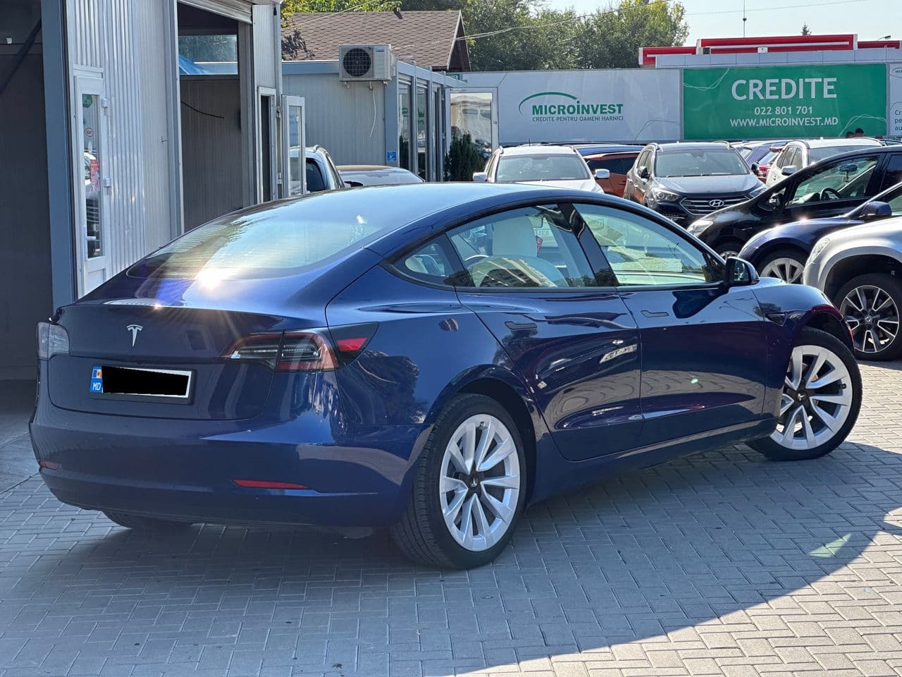 2022 Tesla Model 3 — Miniatură 3