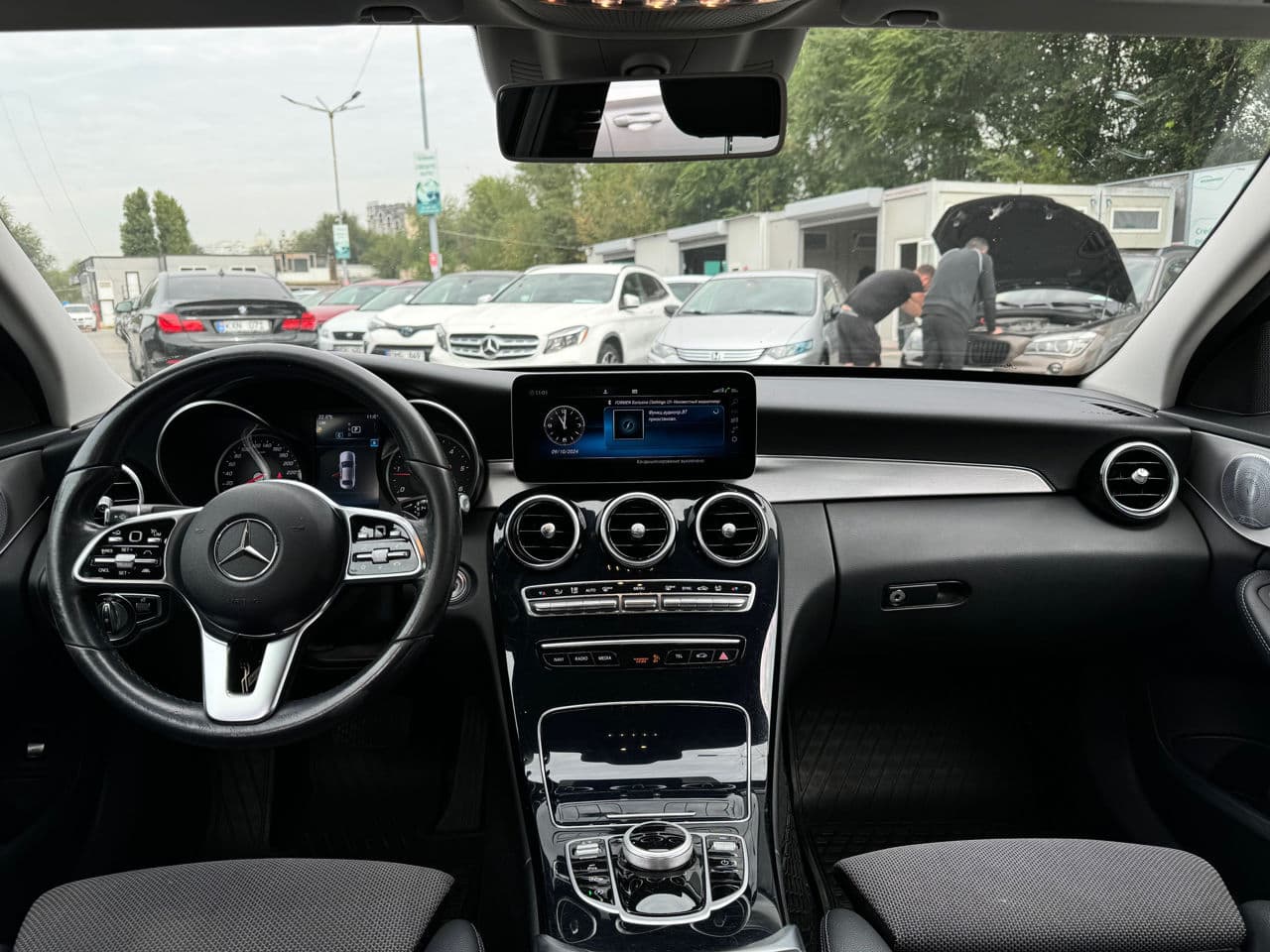 Mercedes C 200 2019 — Миниатюра 7