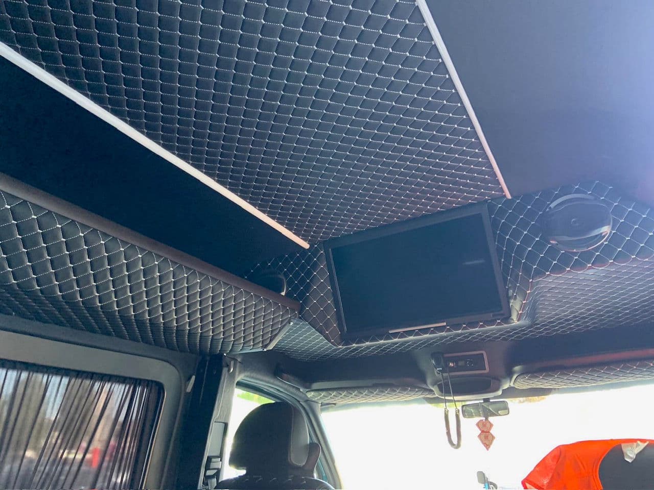2013 Mercedes Sprinter — Miniatură 13
