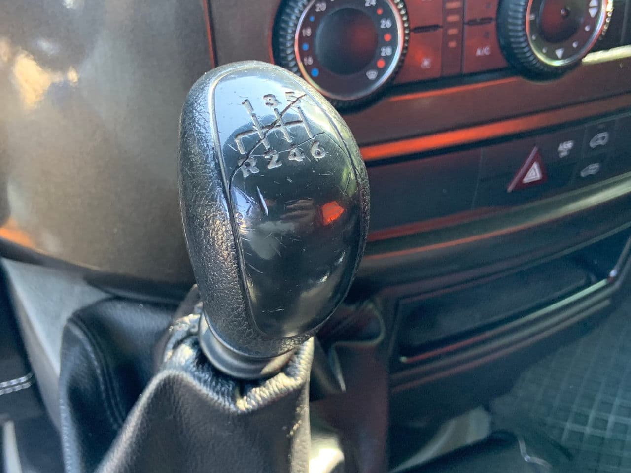 2013 Mercedes Sprinter — Miniatură 11