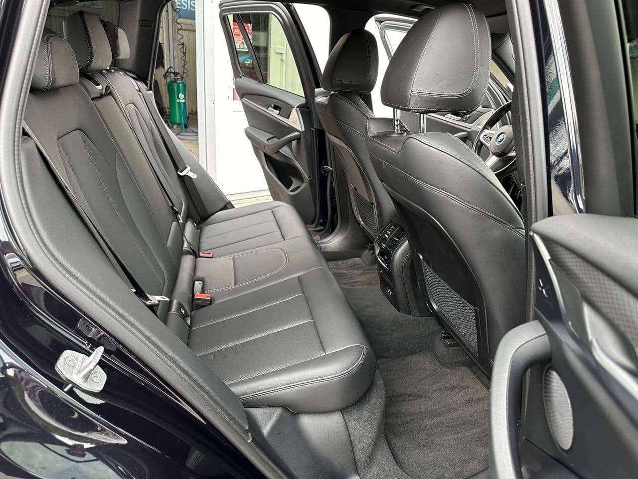 2022 BMW X3 3.0e — Miniatură 15