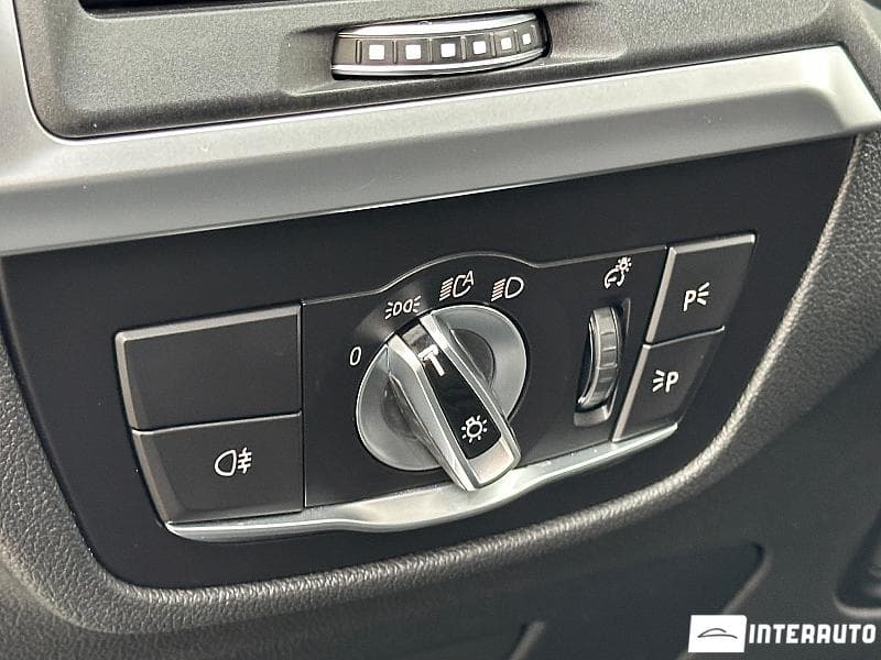 2022 BMW X3 3.0e — Miniatură 12