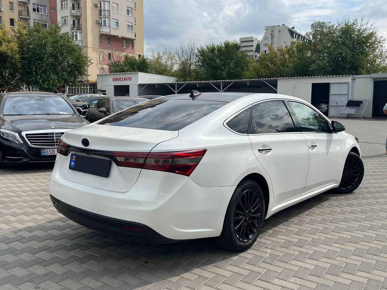 2013 Toyota Avalon — Miniatură 2
