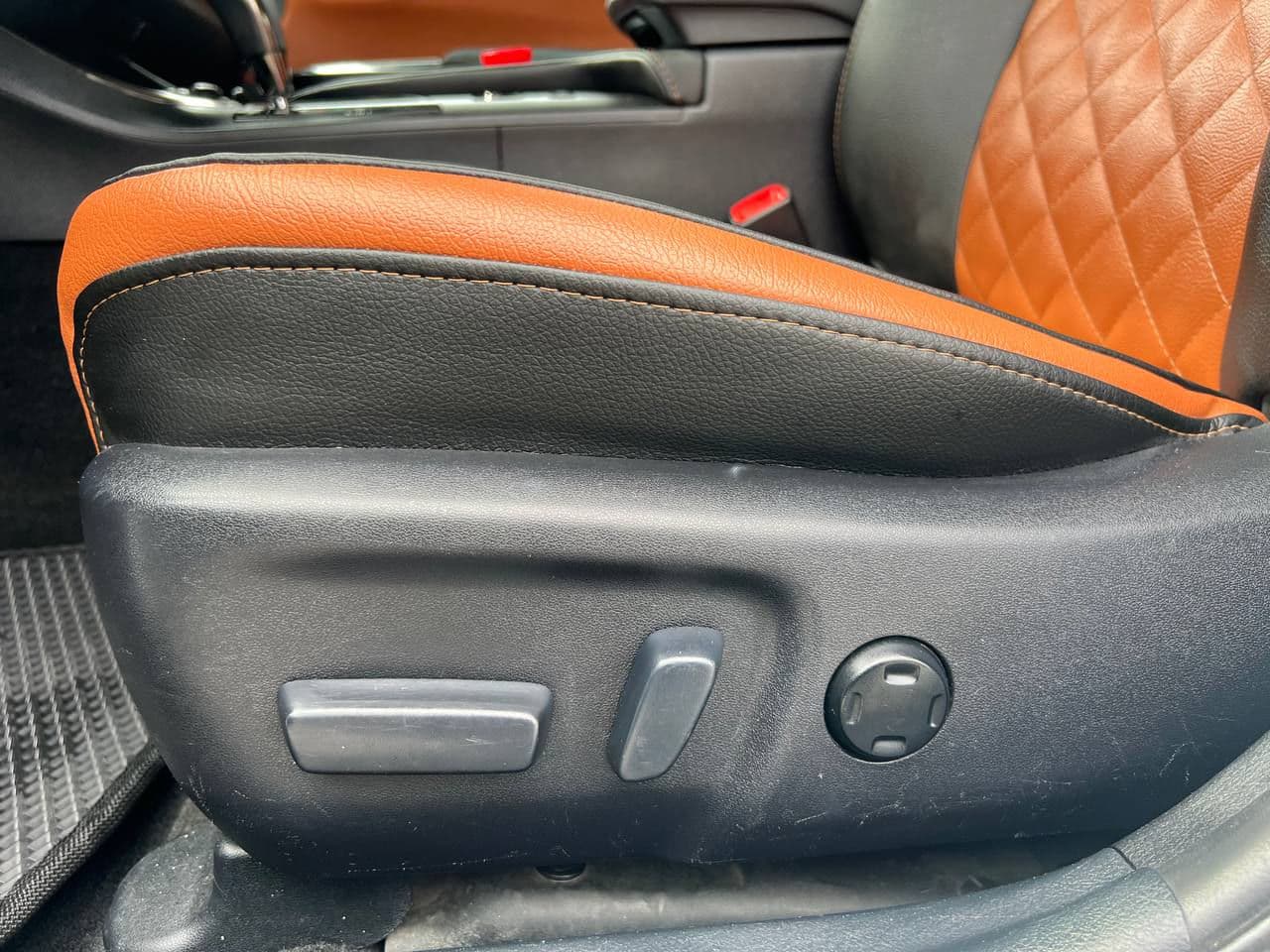 2013 Toyota Avalon — Miniatură 16