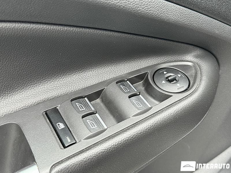 2016 Ford Kuga — Miniatură 15