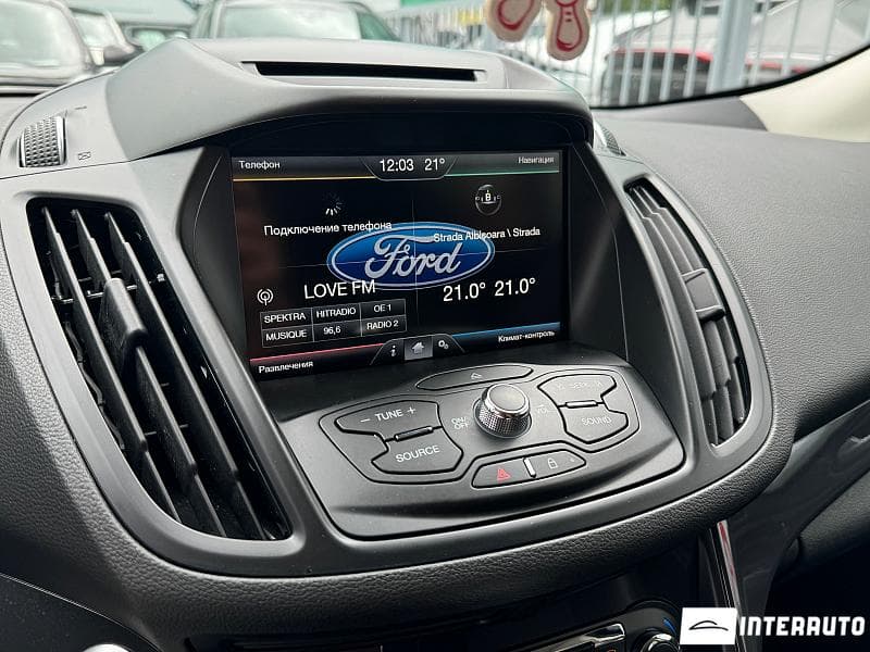 2016 Ford Kuga — Miniatură 10