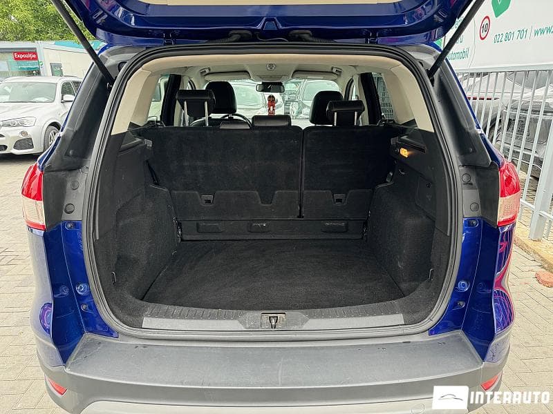 2016 Ford Kuga — Miniatură 18