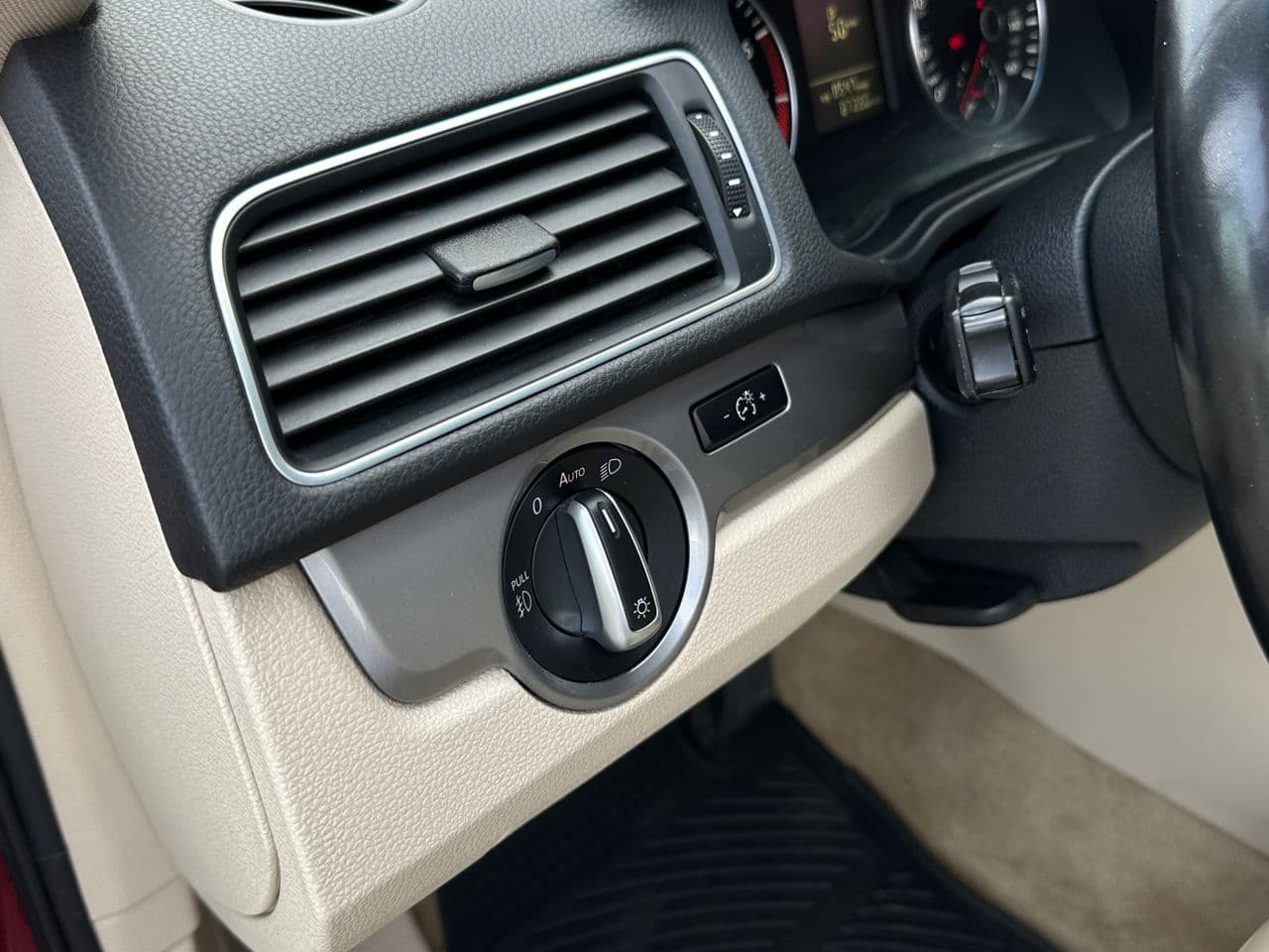 Volkswagen Passat 2015 — Миниатюра 8